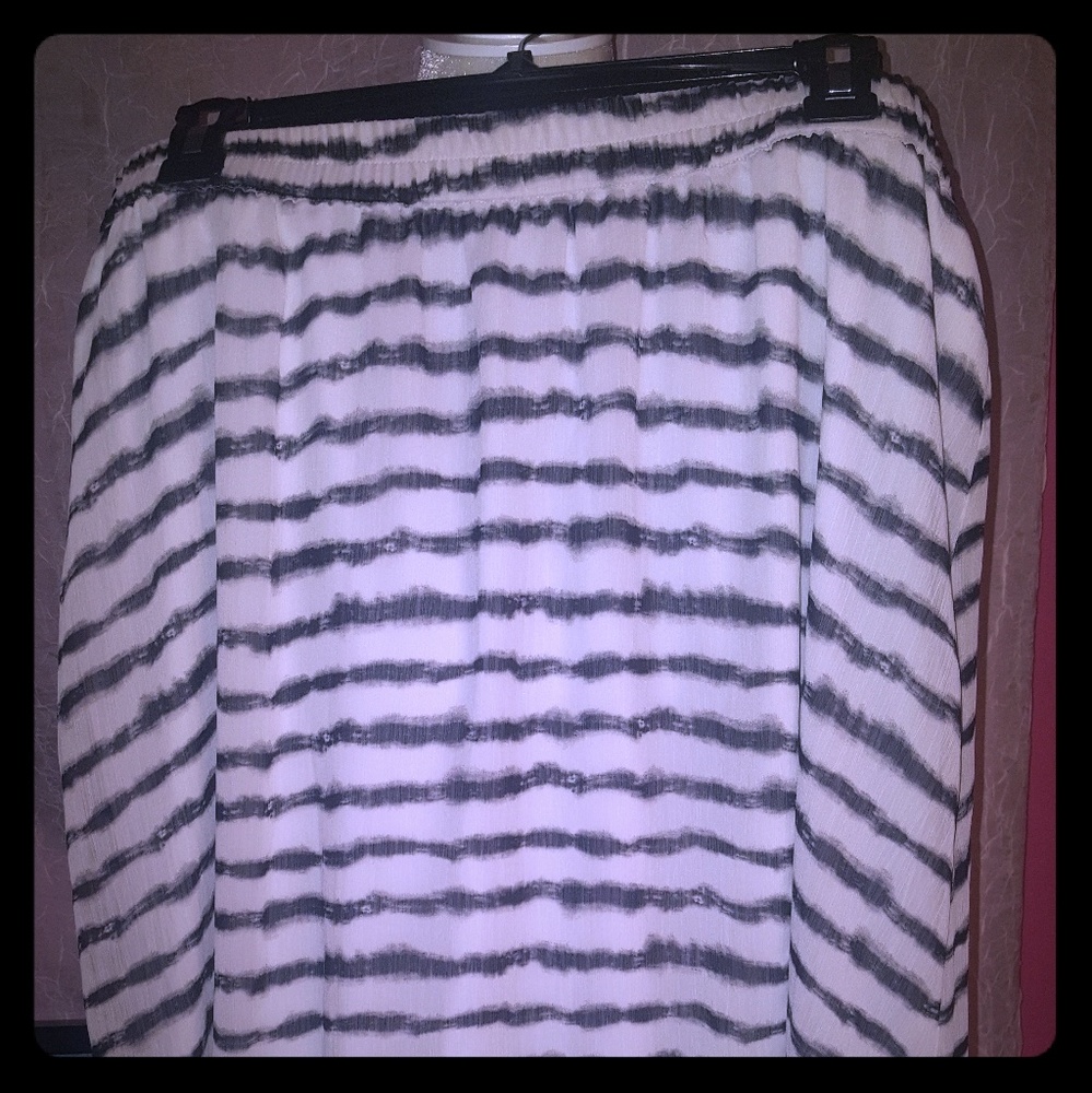 Old Navy Tye Dye Skirt
